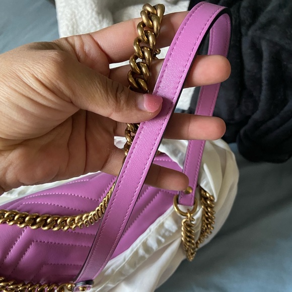 Gucci GG Marmont Matelasse crossbody bag - Picture 10 of 11